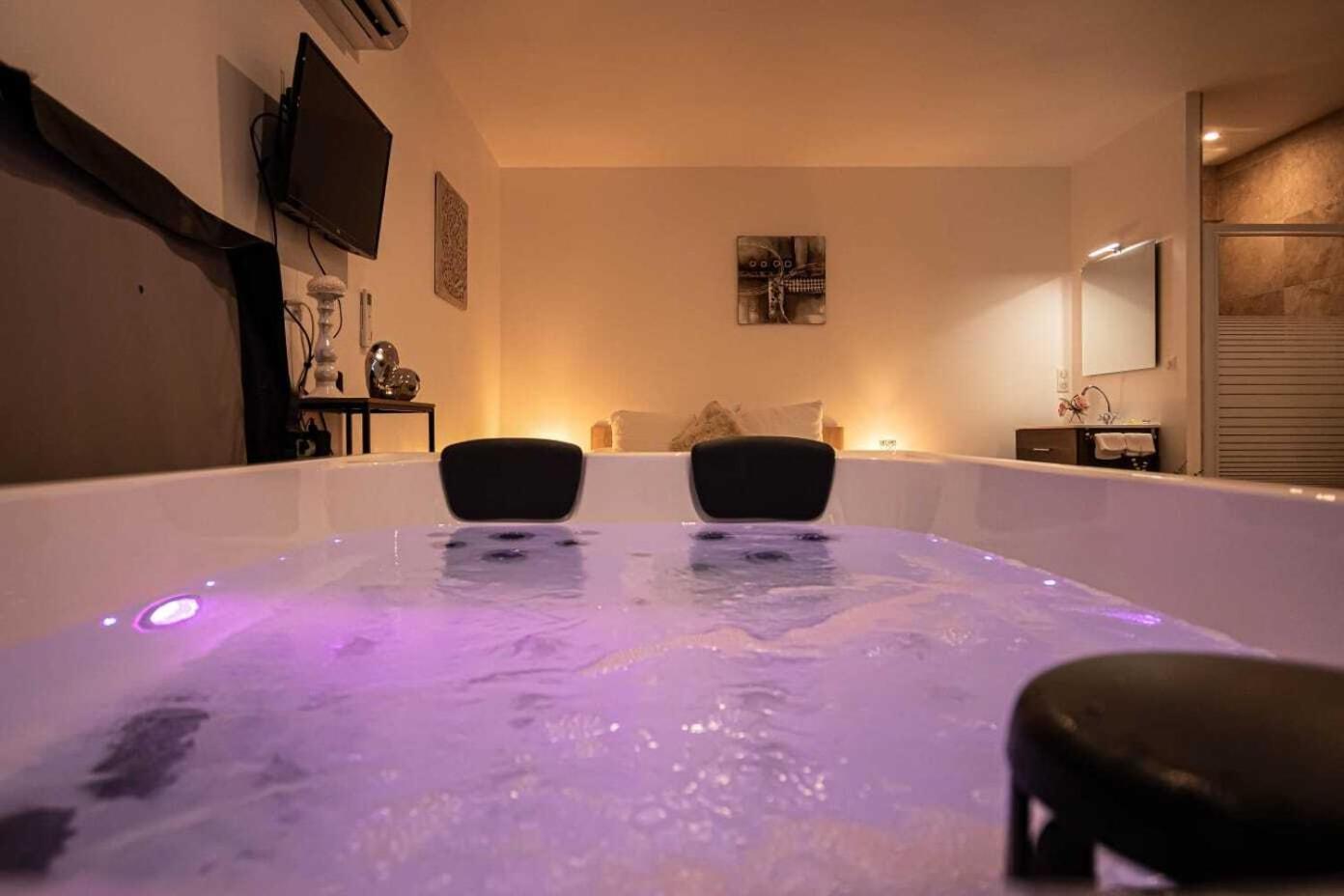 Gites Spa De Charme L Etoile Spa Beynac-et-Cazenac Dış mekan fotoğraf